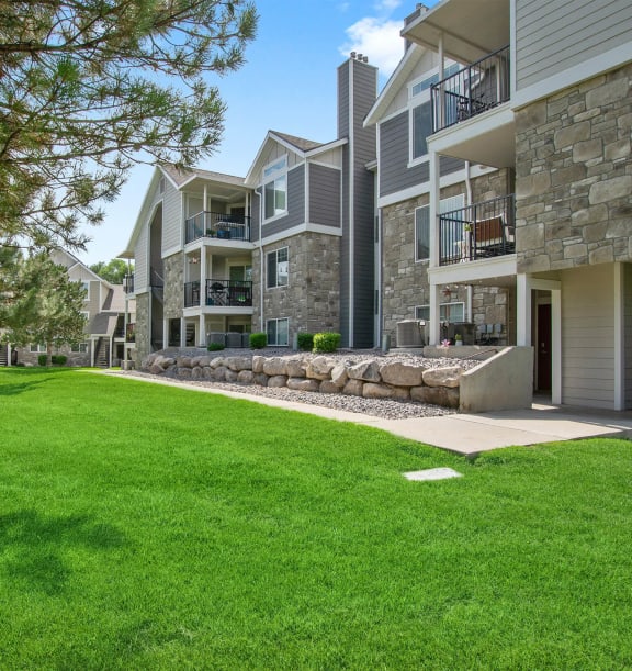 Broadmoor Village Apartments in West Jordan, UT